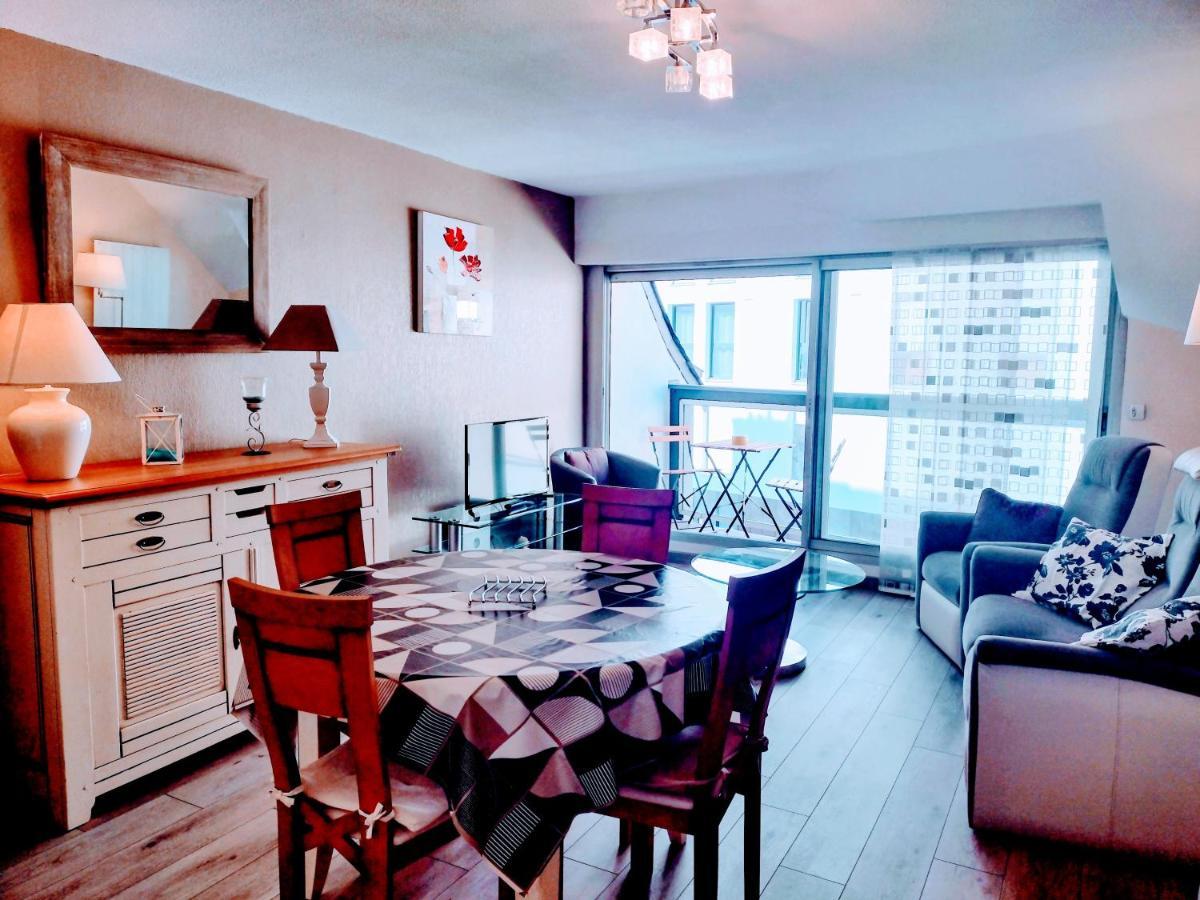 Le City, Centre Ville, Wifi Petit Parking Linge En Option Vannes Esterno foto