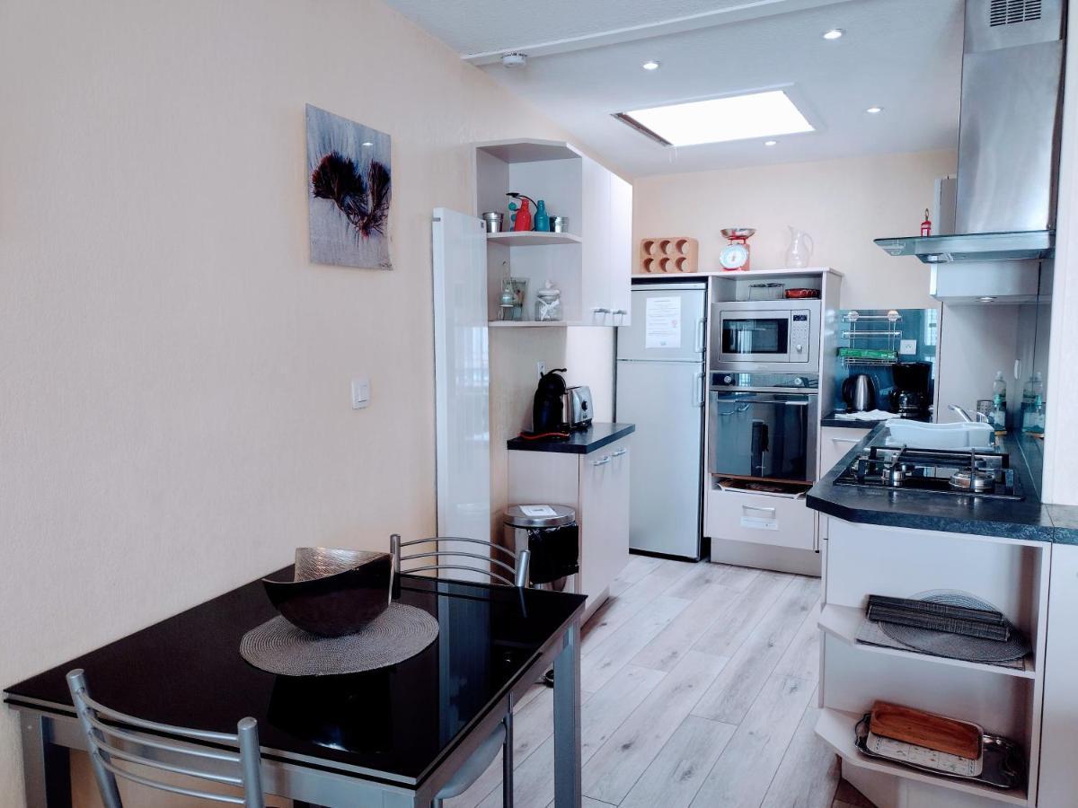 Le City, Centre Ville, Wifi Petit Parking Linge En Option Vannes Esterno foto